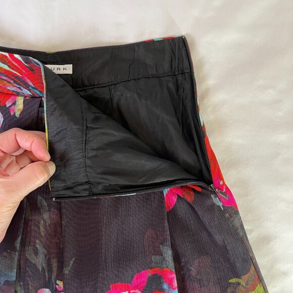 Trina Turk Julienne Trousdale Floral Pleated Skirt Knee Length Size 0 - Picture 3 of 11